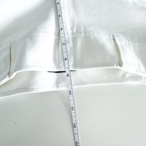 Ann Taylor Women's Stretch Lindsay White Capri Pants Size 8 - Picture 9 of 10
